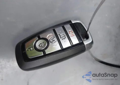 2020 Ford Expedition Limited from USA, damaged, VIN 1FMJU2AT8LEA37510